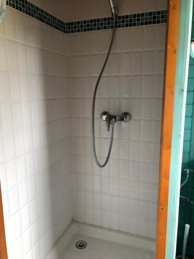 Roulotte Capucine Hotel Ablon Luaran gambar